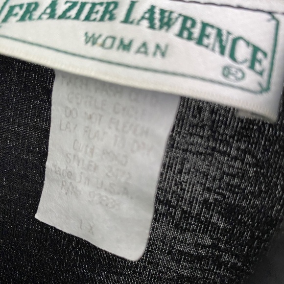 Frazier Lawrence Mock Turtleneck Stretch Short Sleeve Black Floral Top Size 1X - Picture 3 of 6